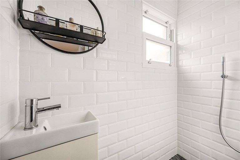 Images for Hazlemere, Buckinghamshire EAID:1119467267 BID:LWT