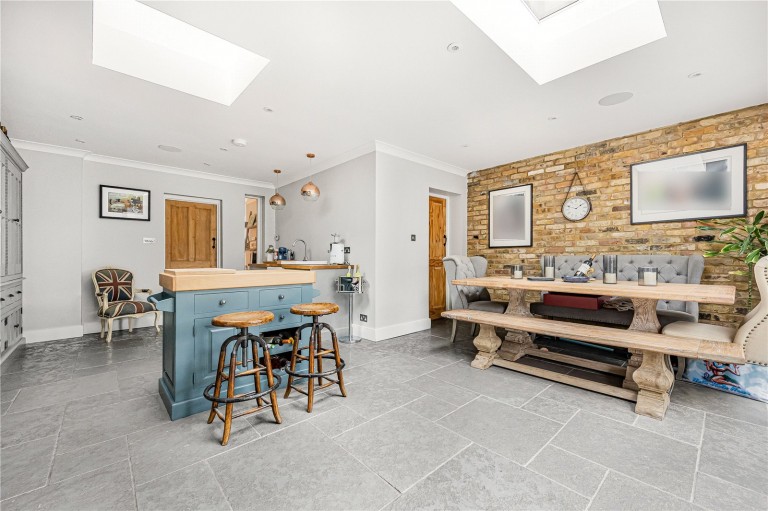 Images for Hazlemere, Buckinghamshire EAID:1119467267 BID:LWT