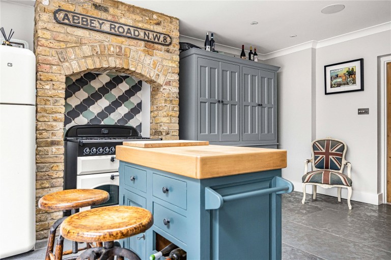 Images for Hazlemere, Buckinghamshire EAID:1119467267 BID:LWT