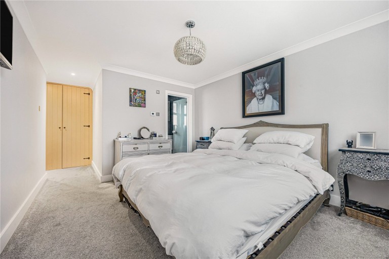 Images for Hazlemere, Buckinghamshire EAID:1119467267 BID:LWT