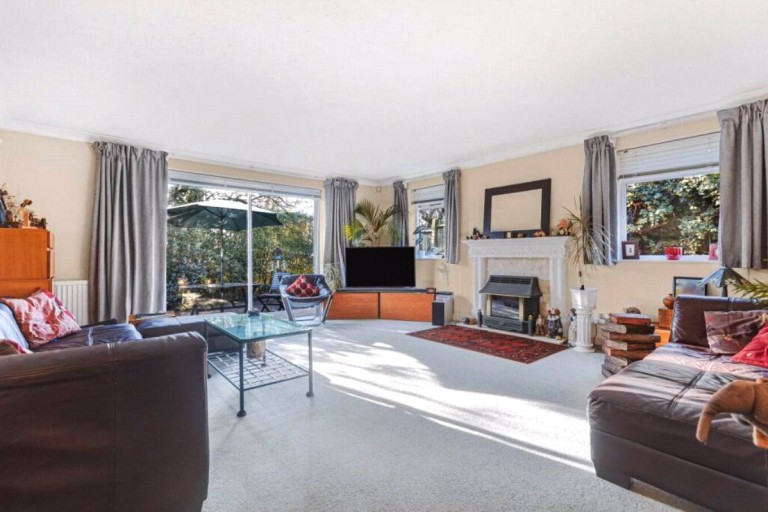 Images for Marlow Bottom, Buckinghamshire EAID:1119467267 BID:LWT