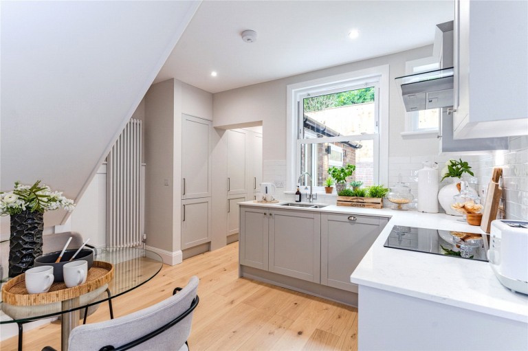 Images for White Hill, Chesham EAID:1119467267 BID:LWT