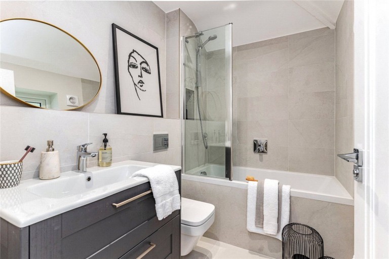 Images for White Hill, Chesham EAID:1119467267 BID:LWT