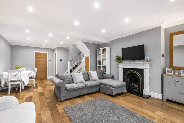 Images for High Ongar EAID:1119467267 BID:LWT