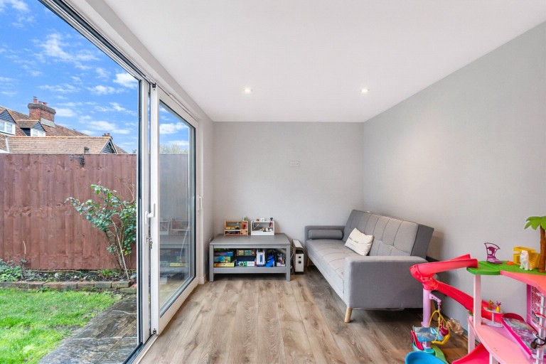 Images for High Ongar EAID:1119467267 BID:LWT