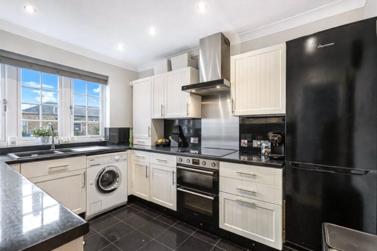 Images for High Ongar EAID:1119467267 BID:LWT
