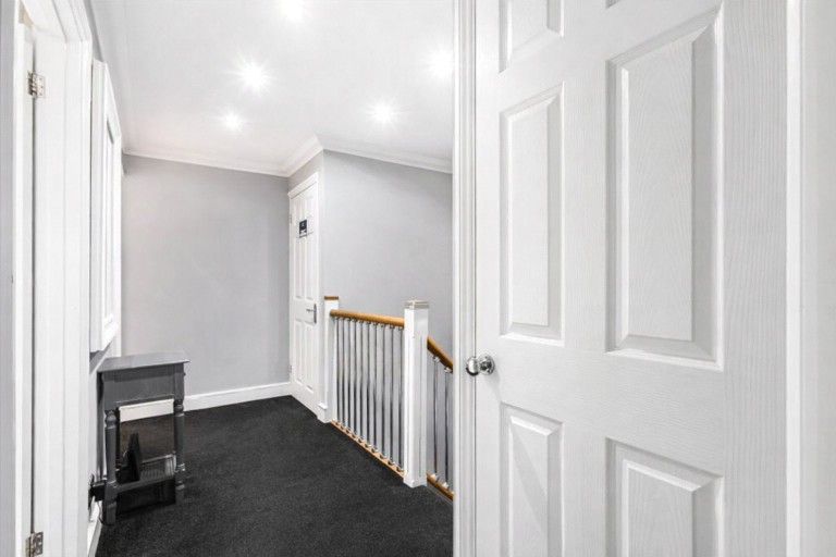 Images for High Ongar EAID:1119467267 BID:LWT