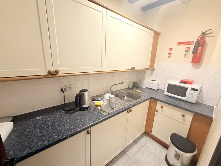 Images for The Green, Wooburn Green EAID:1119467267 BID:LWT