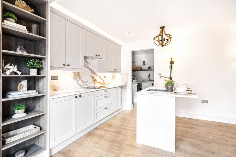 Images for Amersham Road, Hazlemere EAID:1119467267 BID:LWT