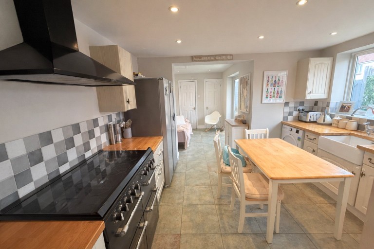 Images for Wooburn Green, Buckinghamshire EAID:1119467267 BID:LWT