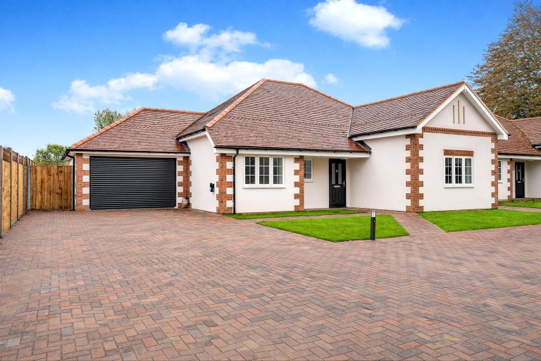 Images for Hazlemere, Buckinghamshire EAID:1119467267 BID:LWT