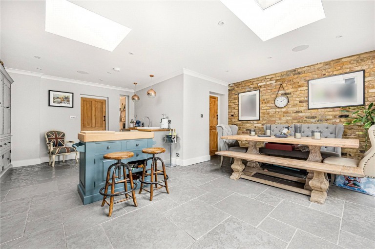 Images for Hazlemere, Buckinghamshire EAID:1119467267 BID:LWT