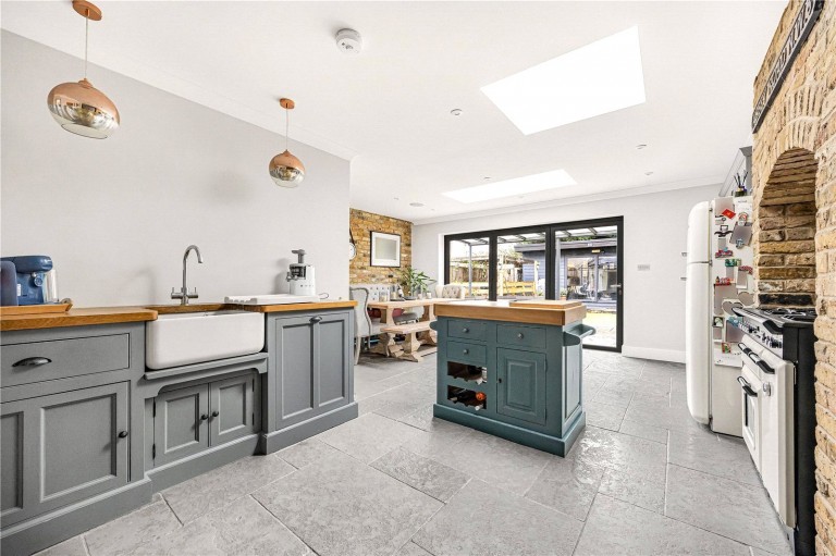 Images for Hazlemere, Buckinghamshire EAID:1119467267 BID:LWT
